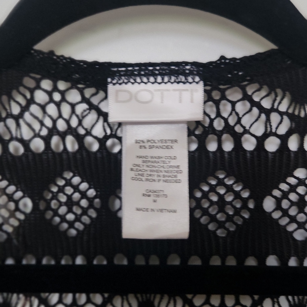Dotti coverup. Size M